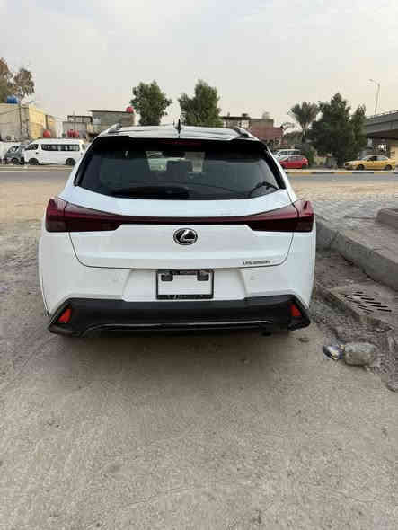 السلام عليكم لكزز ux250 هايبر محرك 2000 مديل 2023 بغداد باسمي لبيع صبغ خمس قطع بدون دواخل شاصي لغد مكفول مكان السياره بغداد مقابل زيونه السعر 150 ورقه رقمي ***********
