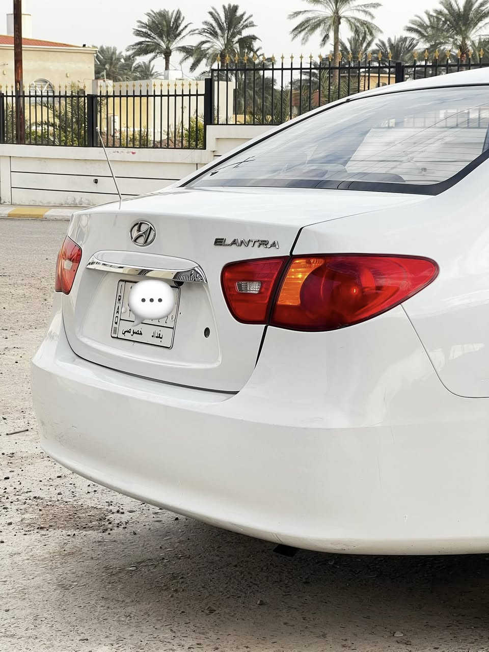 السلام عليكم جميعاً هوندي النترا خليجي موديل 2011. رقم بغداد بسمي السياره مكفوله ماشيه 185 جاهزة تحكم ستيرن شاشه وكامره تخم تاير جديد صدر امامي وخلفي جديد السياره مال جناي العنوان صلاح الدين بلد 
الاتصال ***********
