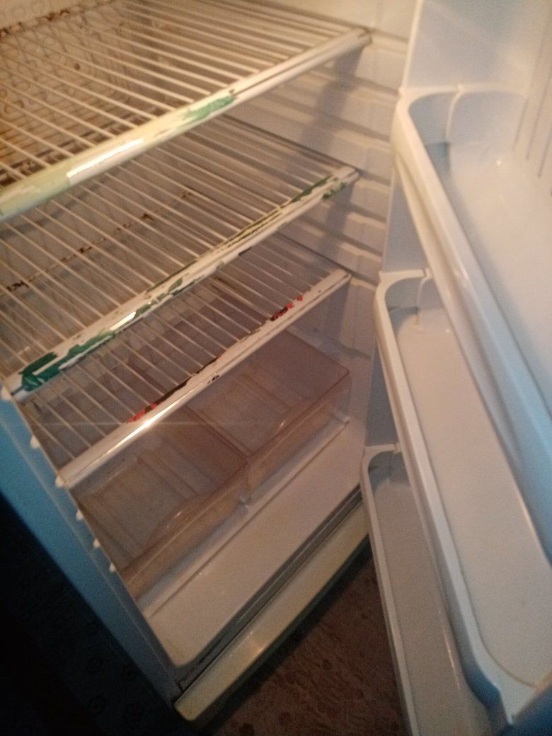 ثلاجه حجم كبير نظيفه  ماداخله تصليح تجميد وتبريد فول للبيع ب١٧٥ وبها مجال بسيط


**إذا كنت صاحب هذا الإعلان وتريد حذفه لأي سبب، رجاءا أرسل رسالة إلى الدعم الفني**