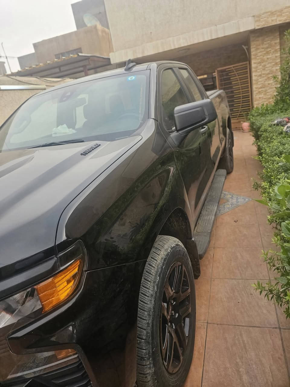 السلام عليكم
سلفرادوا ٢٥ ٤ سلندر ٢٧٠٠ تيربوا 
رقم قادسية كتاب شهداء
الضرر كما موضح بالصورة
ماشية ١٠٠٠٠ ميل
السعر : ٢٨٠٠٠ دولار فيها مجال بسيط
للتواصل ***********
العنوان : بغداد
