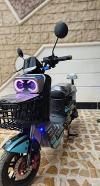 R7 • ٥ بطاريات • مستعملة شهرين