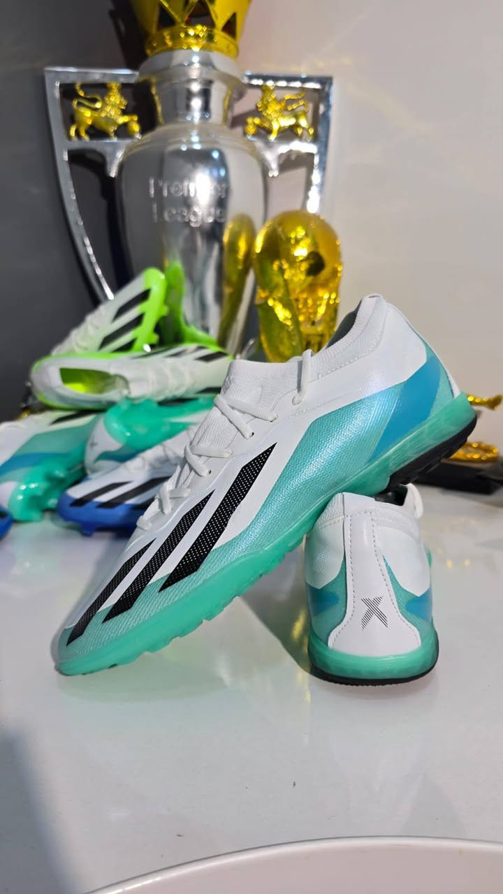 زبائننا الكرام
حذاء اكس المحبب قاعده جلاتين اصلي 
القياسات من 40الى 44
للحجز والاستفسار يرجى مراسلة الصفحة ♥️


**إذا كنت صاحب هذا الإعلان وتريد حذفه لأي سبب، رجاءا أرسل رسالة إلى الدعم الفني**