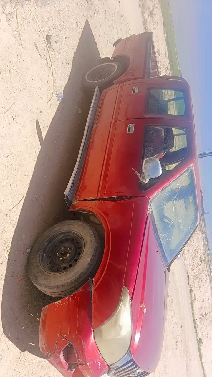 كنوه للبيع مكينه جديده كير جديد سياره جاهزه ترايك وين متريد سعر15ورقه مكان النجف للاستفسار ***********
