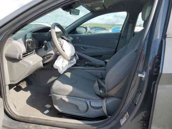 سلام عليكم  النترا موديل ٢٠٢٤  دخول جديد 
سياره ماشيه ٢٠٠٠ 
سياره لون سمنتي نص فول 
 السعر ١٤٥ وبيهه مجال  
عنوان بغداد الحسينيه 
السياره ابيعهه عله وضعهه 
واتساب  ***********
