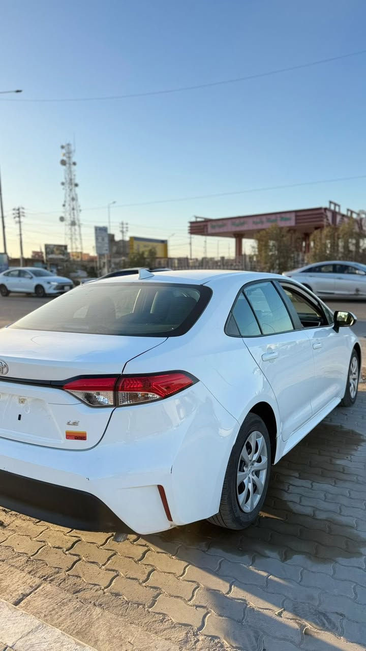 سلام عليكم
سيارات اثنين نفس مديل  
كورلاة مديل  2024  البحرية 
بدون رقم  ماشية 11 بعدهي زيرو 
موصفات LE غنية عن تعريف 
حادثة فقط بنيد بدون دواخل  
سعرهة 137  جوة سوق انبيع 
مكان سيارة جنينة شارع جامع
كورلة لون ابيض 
مديل 2024 داخلة تقرير غرق 
جديدة بدون رقم جاهزة من كلشي 
سعرهة 145
مكان سيارات الجنينة شارع جامع 
***********
