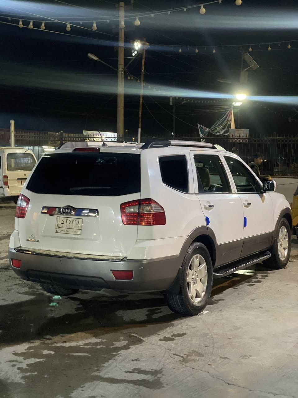 للبيع فقط بدون مراوس  كيا موهافي مديل 2013ماشية ١٥٦ السيارة فول واحد ع واحد الvip السيارة بيها سونار فقط قطعه وحدة صبغ البنيد الباقي كله مكفول كير محرك السيارة حلوه ونضيفة السعر ١٤٠ العنوان بغداد الكرخ للستفسار ***********رقم صاحب السيارة
