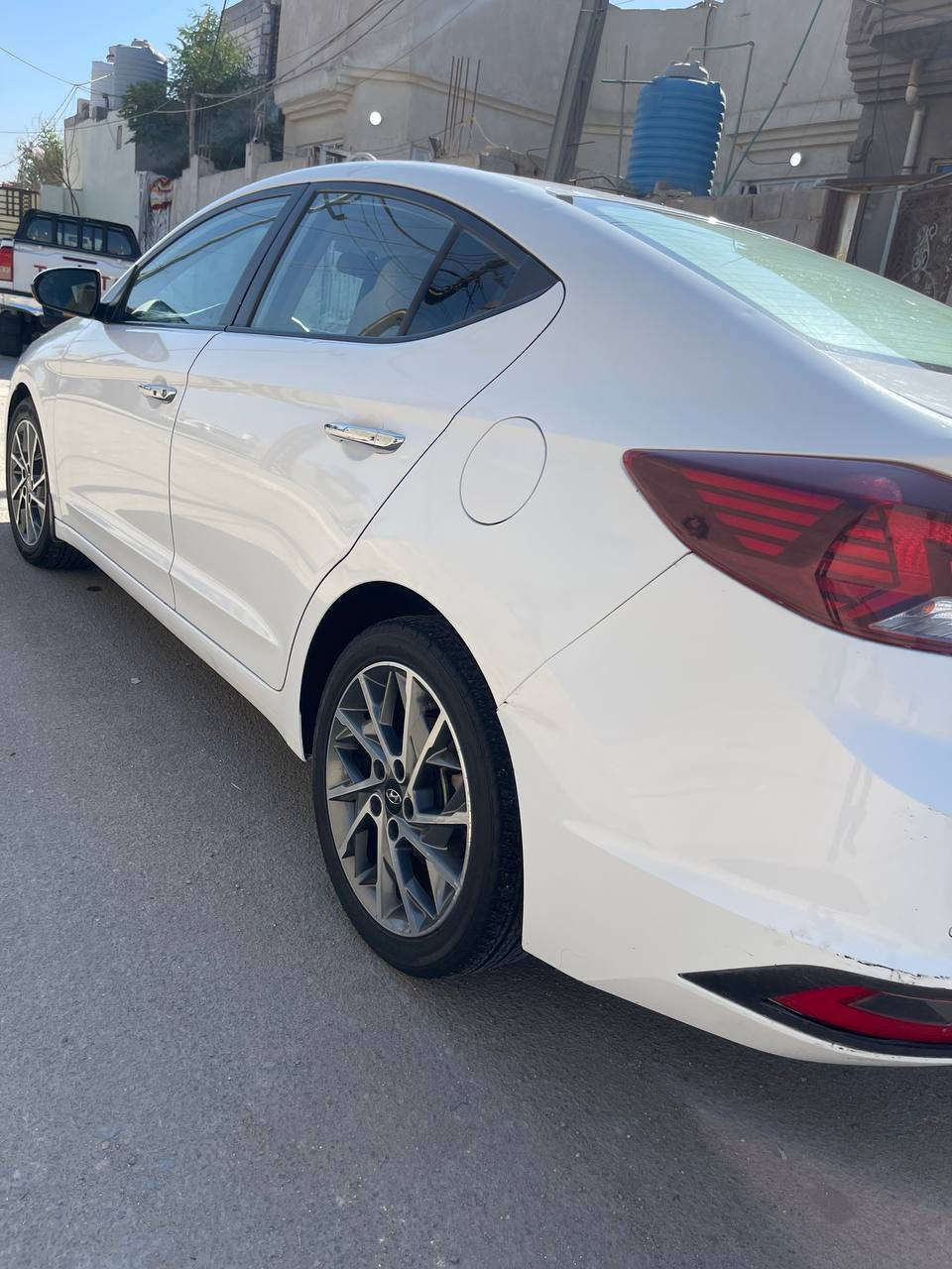 السلام عليكم النترا ٢٠٢٠ رقم بصره كفاله عامه بس بيهه حالوب وبارد بلباب الخلفي مكينه ٢٠٠٠ فول مواصفات خليجي مكينه كير برغي ما مفتوح بيهن السعر ١٤٨وبيهه مجال للاتصال ***********
*********** البصرة, العراق
