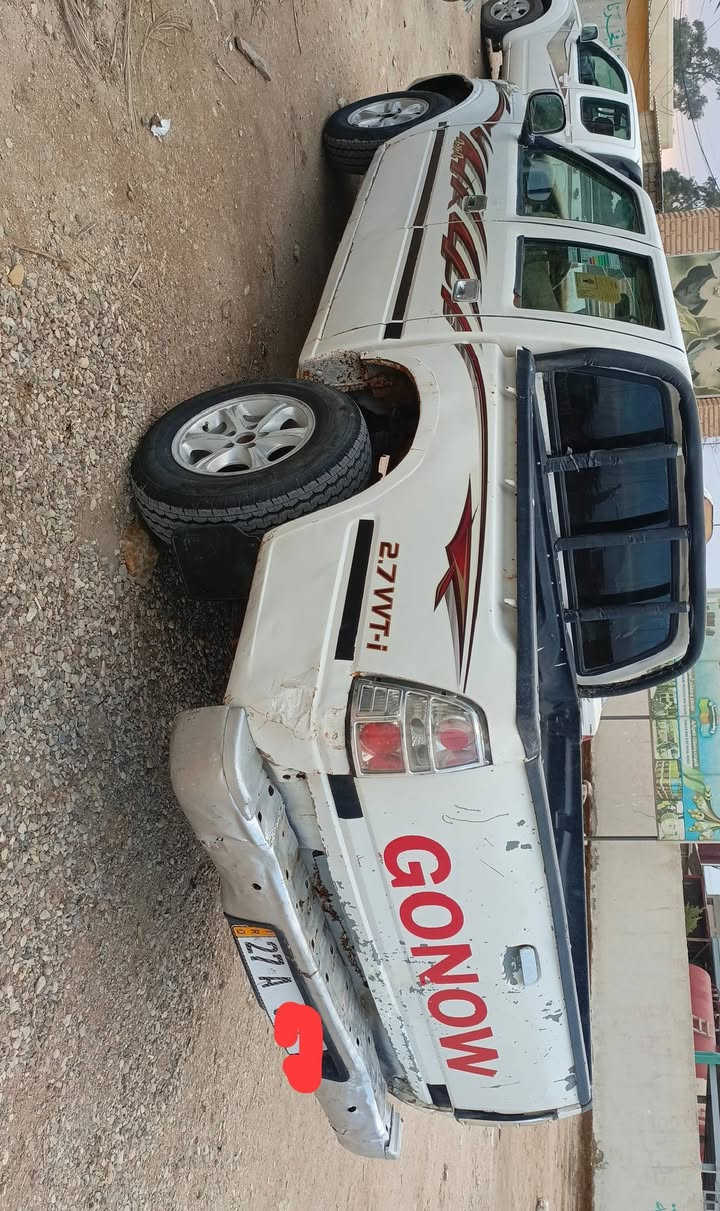 سلام عليكم بيكم كنو صيني
موديل 2006 كير محرك مكفول محرك بلاد مالهه 
رقم ذي قار نكليزي مداور ثاني يوم وكاله ماسوي 
بكان سياره ناصريه مركز ترايك وين ميعجبك 
بيهه نواقص بصيطه 
هاتف. ***********
سعر 👈👈👈👈👈👈👈38 بيهه مجال
