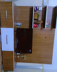 طقم 10نفرات مستعمل • ميز بلازما 150×180 • اربيل باداوه