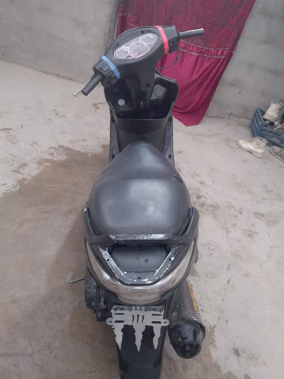 دراجه ال بيع كلشي ما ناقصهاء مكان زبير وذا اكو مراوس بستوته راوس ***********
