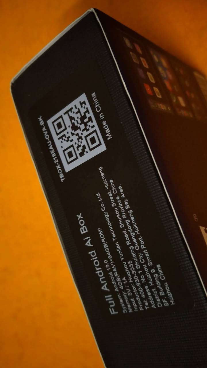 كار بلي من شركة كارلينكت غير مستخدم فول أندرويد سستم ذاكرة 64G رام عشوائي 4G يدعم شريحه ورام وجميع التطبيقات يوتيوب سوق بلي أصدار جدا راقي.  ألمهتم تواصل خاص توصيل متوفر.  قطعه وحده فقط


**إذا كنت صاحب هذا الإعلان وتريد حذفه لأي سبب، رجاءا أرسل رسالة إلى الدعم الفني**