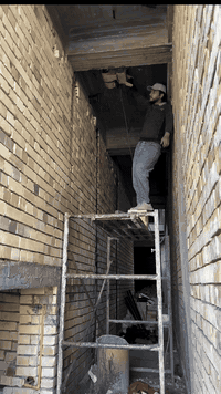 افظل طريقة عمل مجاري للطابق الاول ان تشتغله تعليك واشر سهل للصيانه قابل للتمدد  تأسيسات صحية عامة حسين مهدي***********
