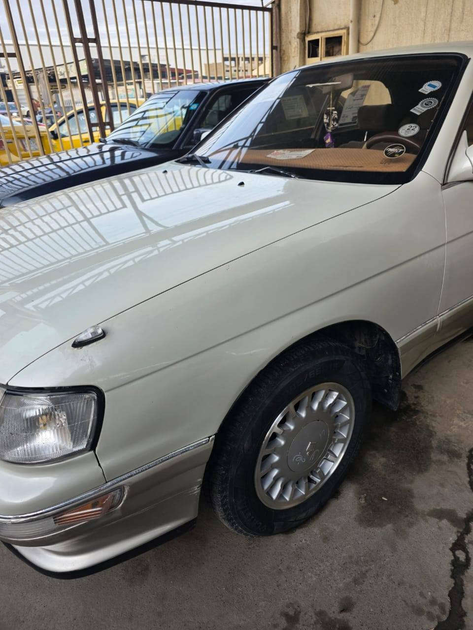 سياره بطه
كير تماتيك 
  الون صدفي
 محرك 2 ونص 
موديل 94 منفصل
محرك بيه أثر رخاوه.. تبريد وتدفئه ضرر ما بيها الرقم انكليزي نينوى
السعر 65 بيها مجال
للاستفسار اتصل على كورك ***********
أسيا ***********
