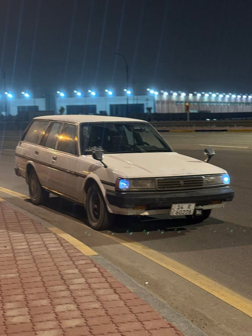 مارك ستيشن موديل 93مكينه ون جي يدخن اتصال ☎️ *********** السعر 42 مجال رقم جديد دولي بإسمي تنتهي سنة 2031 بصره

