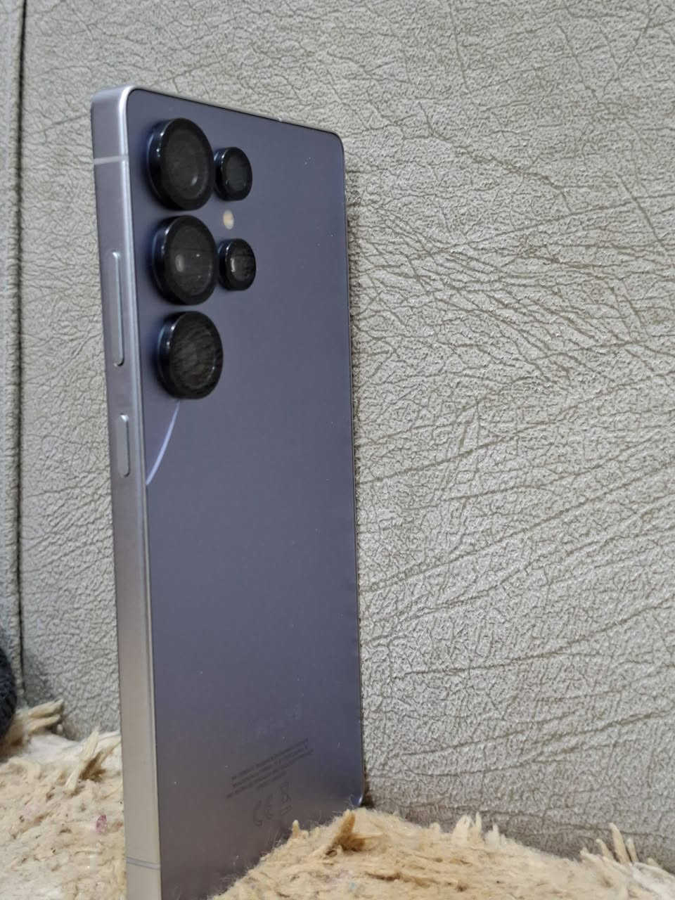 سامسونج 25 الترا مكفول بس فطر بل ضهر كدامك بل صوره مستعجل عليه السعر مليون قفل الرقم .. ***********
