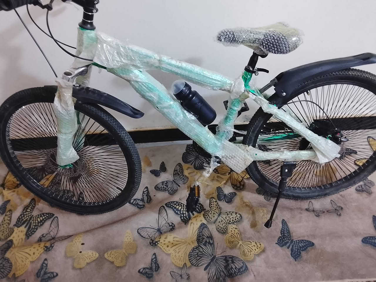 للبيع بايسكل مكان حله سعر120وبي مجال جديد مامسخدم


**إذا كنت صاحب هذا الإعلان وتريد حذفه لأي سبب، رجاءا أرسل رسالة إلى الدعم الفني**