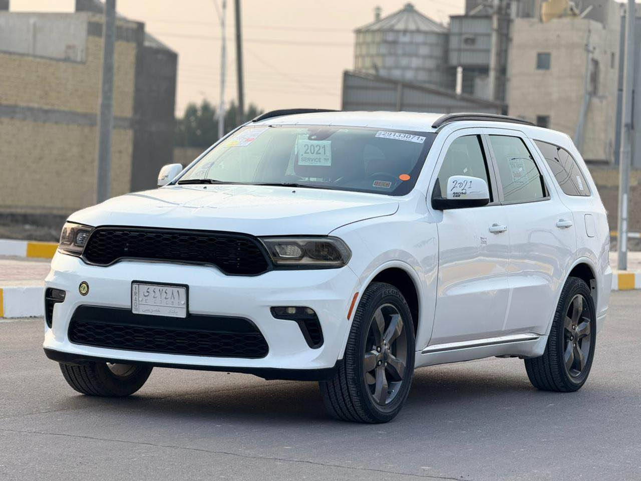 سلام عليكم 
دورنكو  19مسجله 2021 رقم بغداد سنويه لغايه 2028
السياره وارد أمريكي ضررها جاملق وبنيد بدون ضرر داخلي 
موصفات فول 
مكينه 6
ماشيه 75
السياره مكينه كير تبريد حداده 
 جاهز على وضع الشريكه اي نقص مابيها 
العنوان البصره 
السعر170
رقم ***********
رقم *********** البصرة, العراق
