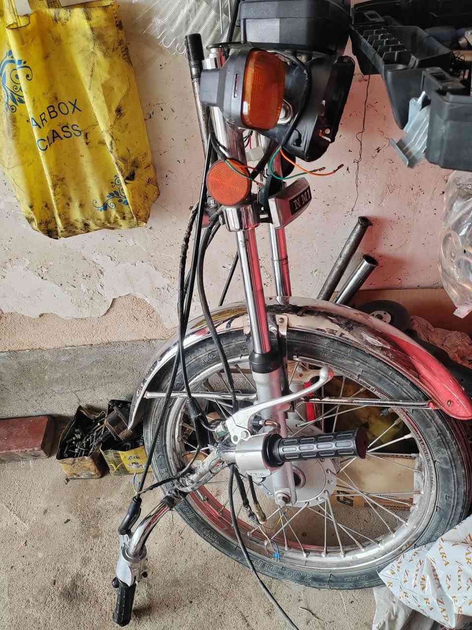 غراض تفصيخ مال نامة شلامجة 23 إيراني شرط ع تراب الشركة اول مرة ينفتحن كدامكم للبيع بنص سعر السوگ
تانكي وصفاحيات
قبق زنجيل
دبلات خلفياات ستيل
صدر كامل هوة والويل والمازدة والدشبول والسكان والسكليتر واليدات ويدة كلج والجاملغ جيب وشد 
تريد دبلات وحد أو غراض افتحلك منهن
ويل خلفي شرط بلاد مال الشركة
اشاير تجاريات بس جدد بلجيس
ماشة هي والدوسات 
صالنصة نص مزنجرة
شوتة ودوسة بريك
ضفيرة
جاملغات خلفي وأمامي
بگ لايت
الجوزة وقفل سكان وقبق تانكي سويج واحد
العنوان كربلاء، شارع العام مال محطة القادسية قرب الملعب الخماسي ع شارع العام


**إذا كنت صاحب هذا الإعلان وتريد حذفه لأي سبب، رجاءا أرسل رسالة إلى الدعم الفني**