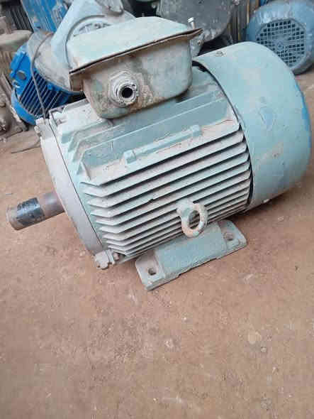 ١٠ حصان استندر دورة ٣٠٠٠ ابوغريب السعر ٣٠٠ الف ***********
