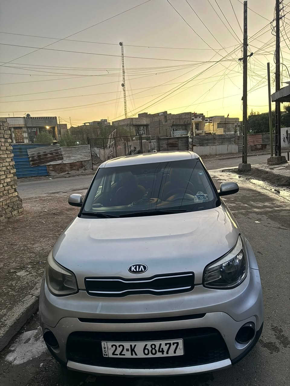 السلام عليكم كيا صول 2019 للبيع وارد امريكي محرك 1600مكينه كير كفاله تبريد شغال ماشيه 88ميل ضرر السياره باب السايق والباب الخلفي وصار بيها طخات هنا بلعراق يعني السياره صبع عام السياره باسمي رقم اربيل السياره يرادلها بس ترتيب السعر المطلوب 95 وبيها مجال بسيط للاستفسار الاتصال ع هذا الرقم ***********
