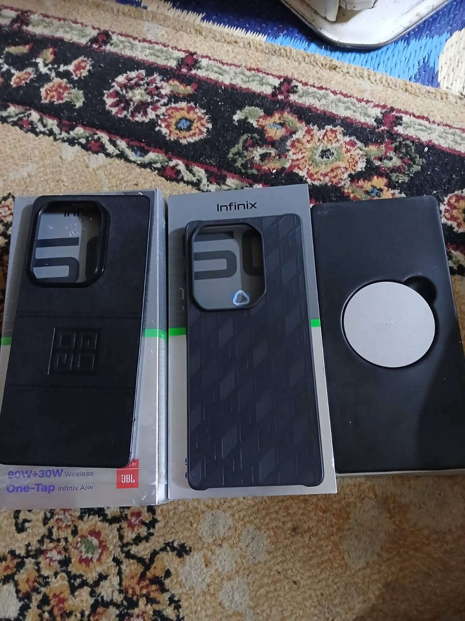 السلام عليكم
انفنكس نوت 50 برو الجهاز جديد لوك شخط مابي الله شاهد النظافه 100% احله من الصور الجهاز كامل ملحقات نقص بس شاحنه وسماعات باقي ملحقاته كامله والجهاز شوفت عينكم 
للبيع او مراوس ب تيكنو كامون ٤٠ برو فايف جي 
وذا بيع السعر 250 قفل بدون عمله عنوان بغداد حي اور
متواجد فيس واتساب 
***********
