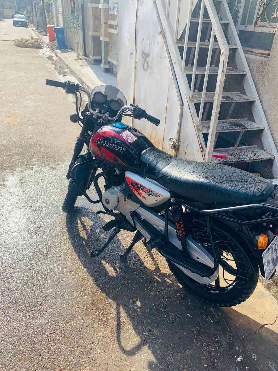 دراجة بوكسر مديل 22 نازله 23 مكينه تخبل لا تبخير لا تنقيص كهربايات كله شغاله  مانقصه شي وراقه كاملة مكاني بلديات    ***********
