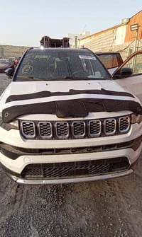 JEEP compass 2024 #LIMITED فول مواصفات داخل لونين  حاليا بدبي مطروحه ب...