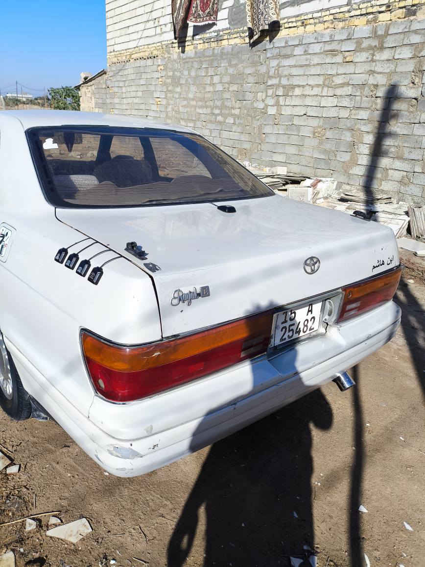 يالله  سلام عليكم
بيه ضربه بسبطه  الباب. ابيعه عل هل وضعيه البيبان تارسه الصناعي بس مافرغله مرتبط بعمل مكينه وكير كفاله ديفور الجبير وعلي ستوني مشتري مصطره بخاخت جديده كفاله كص ونقل وصوليات بسمي رقم. انبار مشروع وطني  انكليزي هزه جديده سنويه لل30 رايده ب43قفل ‏‪0781 428 3093‬‏ مكاني نجف
