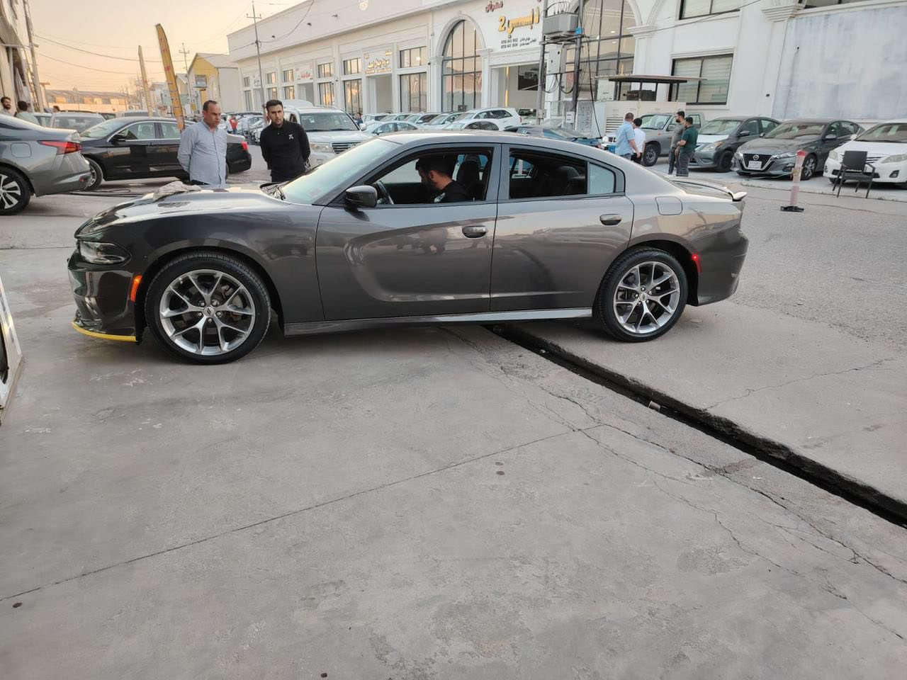 جارجر gt 2022
مكفولة كفالة عامة 
ماشيه بحدود 43 ميل 
رقم اربيل 
مواصفات ال gt معروفة 
سيارة نظيفة كلش
غير متواجد على نت 
فقط اتصال 
***********
مكانها حي الخضراء
