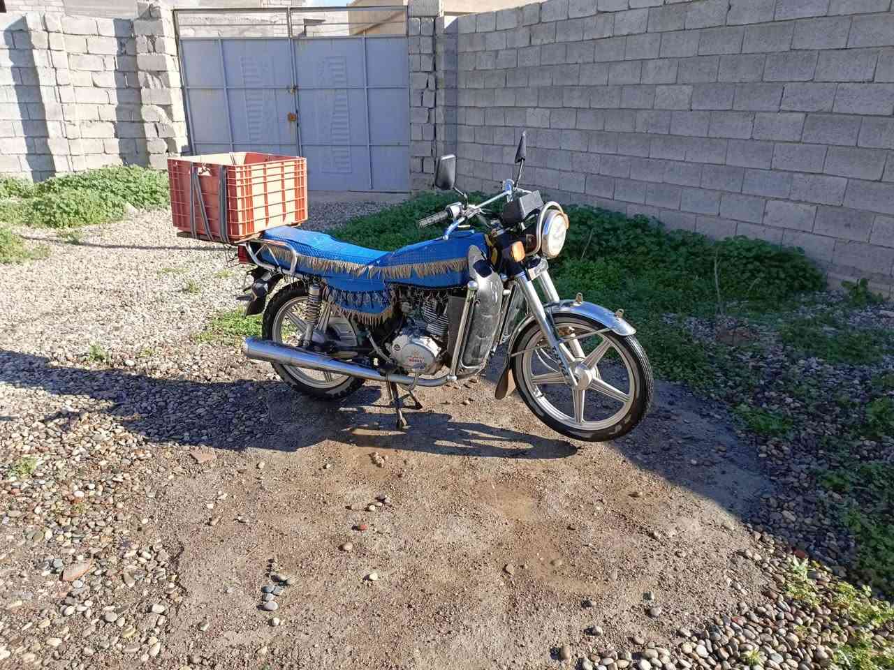 السلام عليكم ورحمه الله وبركاته
ماطور للبيع بارت باب اول الوزن الثقيل 99999 موديل 2018 
بعده وضع شركة   محرك مامفتوح شرط اخذته من المعرض بالكارتون مكاتبة مباشر + منفيس للأستفسار الاتصال على الرقم 
***********
السعر  475 ألف وبي مجال
الموقع ناحية القيارة/ محطة كهرباء الغازية
