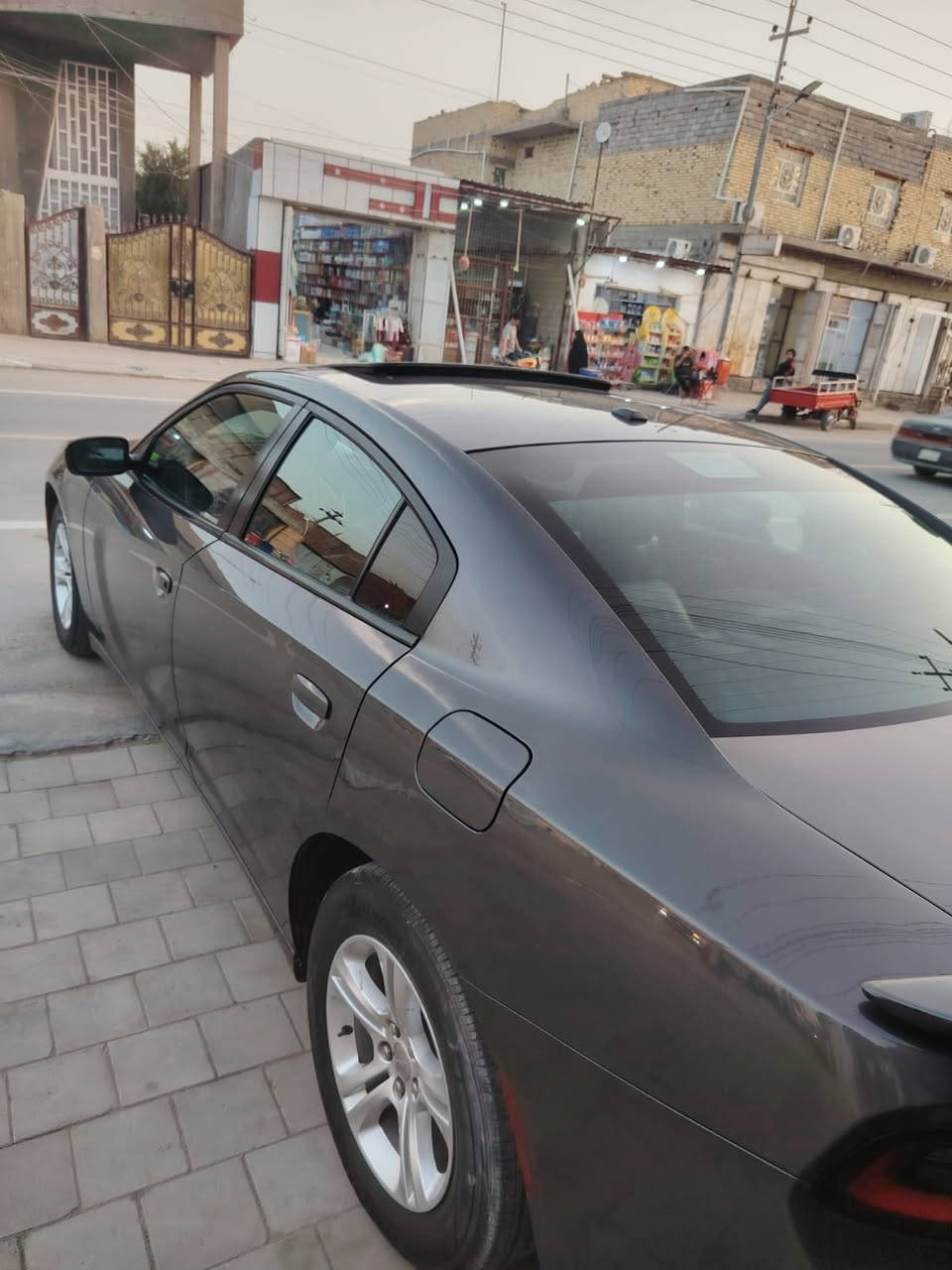 السلام عليكم
جارجر 19 اصل كندي 
كفاله من الضربه والصبغ 
فول  sxt بلاص كشنات حضن جلد 
فتحه خزن شاشه كار بلي 
رقم بغداد  ماشيه 76?
السعر 228 وبيها مجال 
غير متواجد ع نت 
للاستفسار الاتصال على الرقم 
 0770 876 1090
