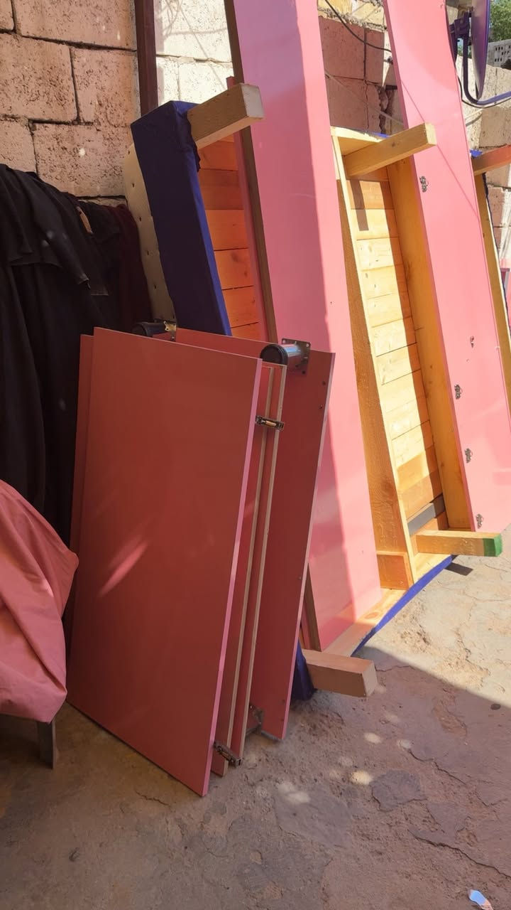 السلام وعليكم للبيع غرفه بناتيه اخت الجديده خشب تركي اصلي هاي تفصال السعر ٢٠٠ الدوشك ٥٠ الصوميه ٥٠ لمكان بغدادالاسكان


**إذا كنت صاحب هذا الإعلان وتريد حذفه لأي سبب، رجاءا أرسل رسالة إلى الدعم الفني**