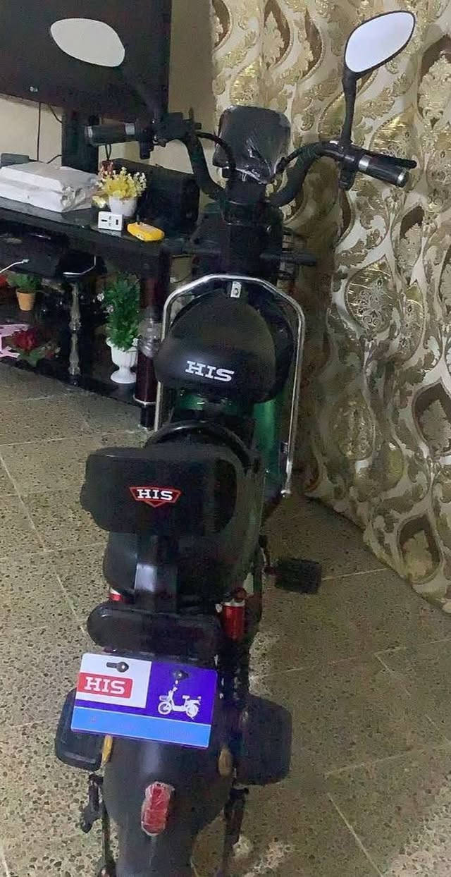 باسكل شحن نوعHlS 💫 2024شرط الفحص كلشي مابي جديد بطاريات 💯بلادي سرعه حقيقي99✈️ ️4 كير وبلاتوث شغال ولايت عالي وبي نشرات🎆 وشغال سويج وبصمه وكارت شاشه  سعره325 وبي مجال للشراي مكان كركوك حي قادسيه الثاني للاتصال ***********
