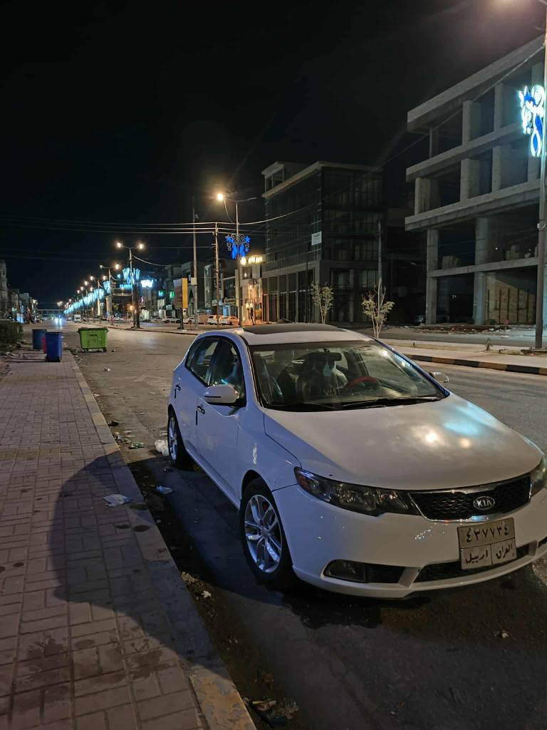 سلام عليكم
للبيع أو مراوس حسب القناعه
سيراتو 2012 هاشباك خليجي رقم أربيل وكاله أو تحويل مضمونات فول مواصفات عد البصمه

فتحه بلقماره
تحكم استيرن
شاشه كامره
اشاير بالمري
ويل كب اصلي
حساسات
يدات نيكل
محرك 2000 دوش
كير اوتوماتيك
حداديه جديده
تبريد شغال
وبعد بيها مواصفات هواي
سياره بيه صبغ حزام وتكمه وبارد بسيط سونار موجود بالمنشور
مكانها نجف
السعر 85 وبيها مجال للشراي بسيط
اتصال ***********

بلعافيه ع الي ياخذها ❤️ النجف, العراق
