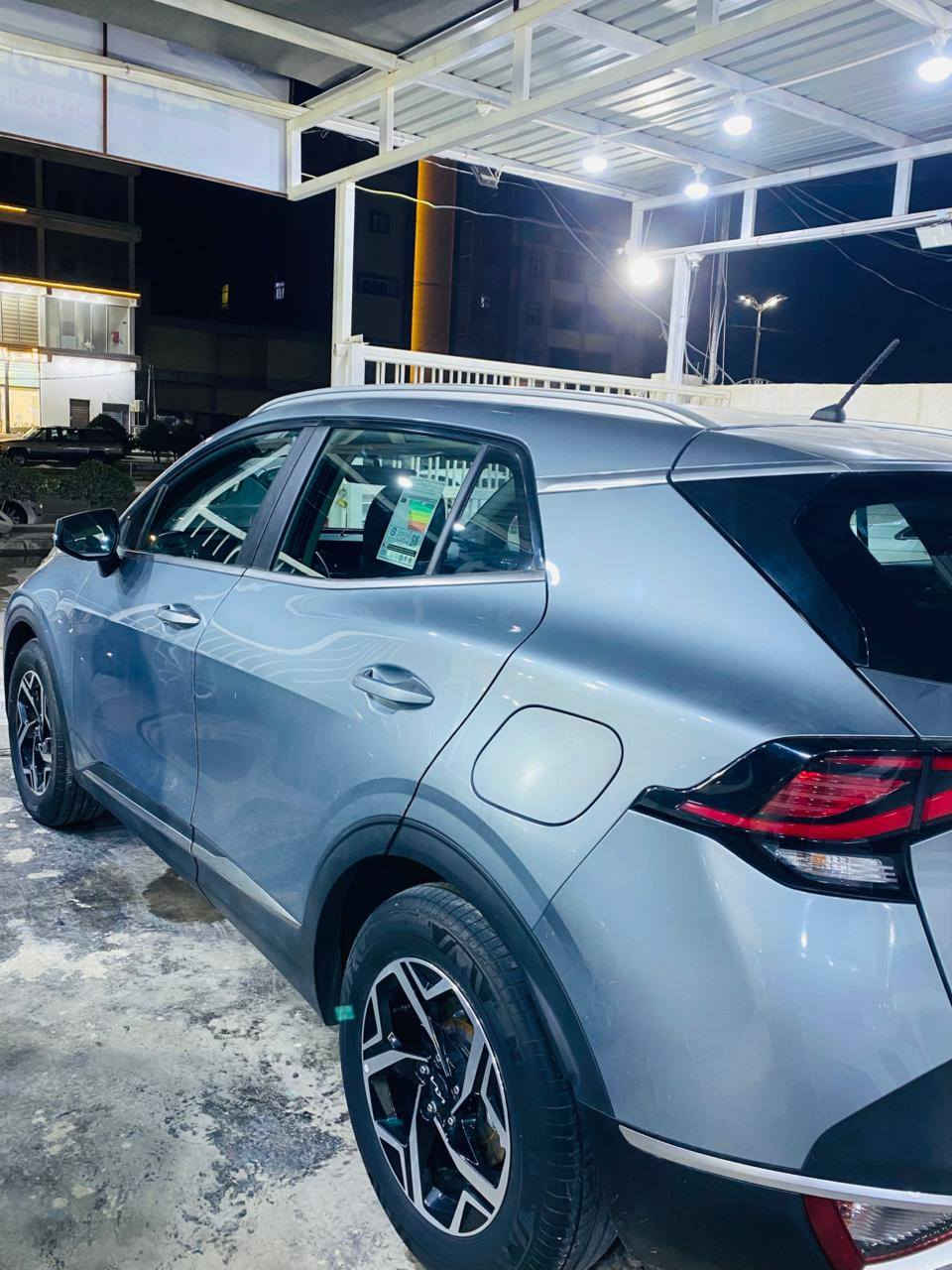 سلام عليكم سبورتج موديل 23 خليجي محرك 2000 سياره جديده حيل رقم مثنئ بسمي السعر 196 وبيه مجال *********** رشت صبغ قطعتين وبيه سونار بلنشر موجود
