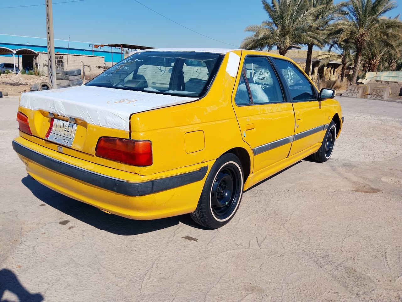 سلام عليكم شباب سياره للبيع بيجو بارس موديل 2013 رقم كربلاء ألماني مكينه وكير حلوات تخم تاير جدد ابو الخط  كهربائيات كلها شغاله حداديه جديده تحويل مباشر دواخل بالكرتون السعر 20 وبيه مجال للطيبين للاستفسار الاتصال على *********** مكاني بابل قضاء الكفل الخاص مغلق اتصل وخادم
