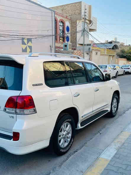 الاندكروز موديل 2011 كفاله عامه السونار بل صور ماشيه 150 السعر 350وبيه مجال محرك ما مفتوح ***********مكان السيارة في النجف
