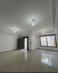 صباغ بيوت • داخلي خارجي • سعر مناسب