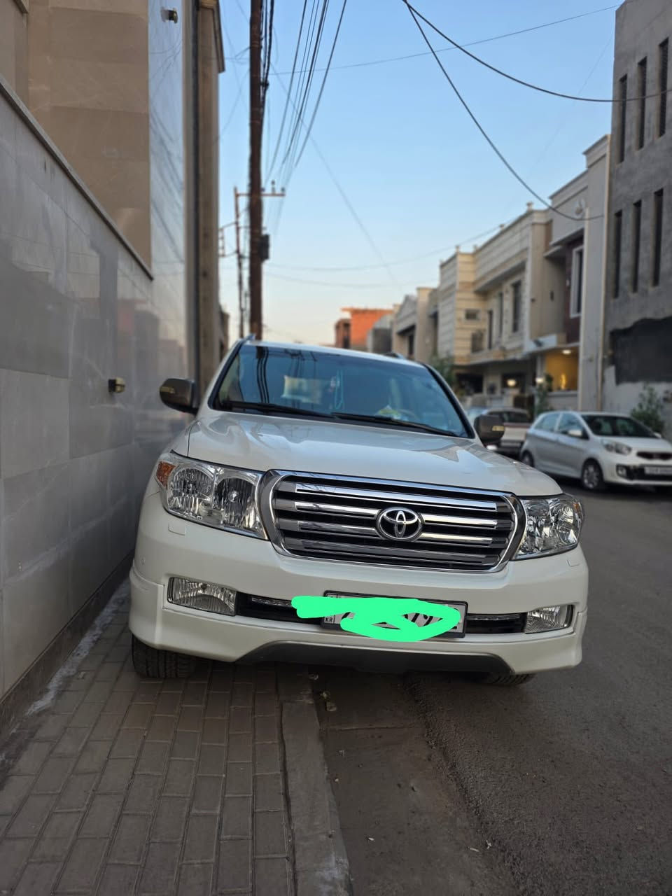 لاندكروز ستينيه 2011
محرك 8سلندر 5300 لكزز
ماشيه 135
حادثه جاملغ مبدل بلادي 
مغلفه حمايه +بصمات +مري زراكات 
***********
