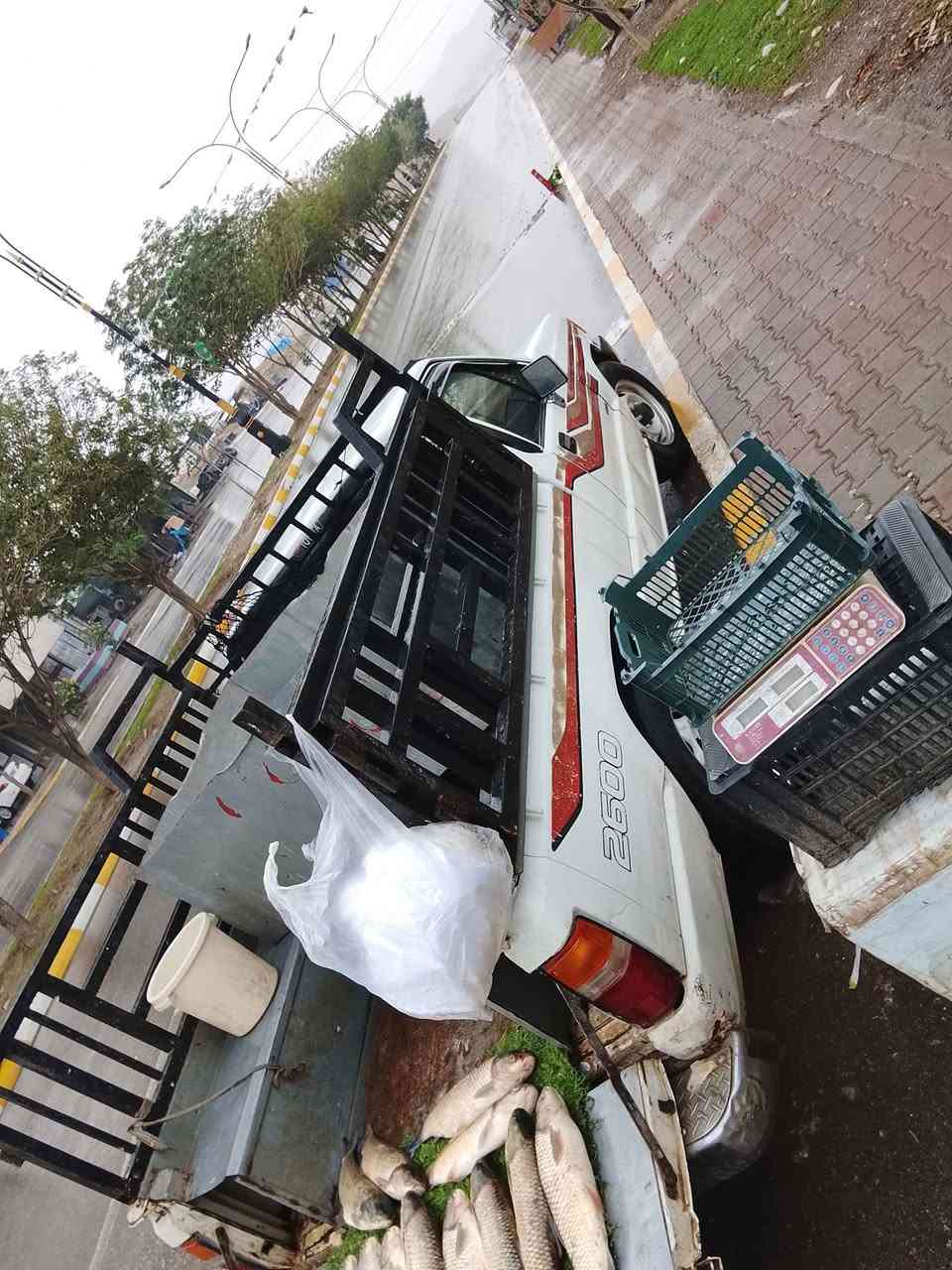 ***********
مستەر بۆشی تاک گێر مەکینە ئەکسل بەشەرت بێ بۆیاخ چوارتایەی لۆک ماڵی کاسبی سعری 27 گڵا و مەعامەلە Singapore
