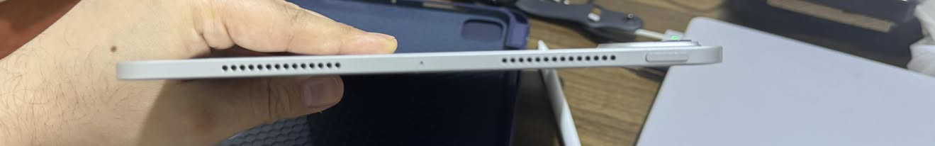 ايباد برو m5 حجم الشاشة 11 انج مستعمل لمدة 3 اشهر
بطارية 100% 
اخر تحديث 
نسبة نظافة 99.9% حالة جدا ممتازة 
ذاكرة 256

مع قلم apple pencil pro نسبة نظافة 98%
مع كفر 
مع الباكيت الكامل مع الشاحنة  اصلية و الكيبل الاصلي و كل قطعة بالباكيت موجودة حتى الكتيب و الغلاف الي يجي وياه 
توصيل داخل بغداد
السعر بيه مجال

1,450,000


**إذا كنت صاحب هذا الإعلان وتريد حذفه لأي سبب، رجاءا أرسل رسالة إلى الدعم الفني**