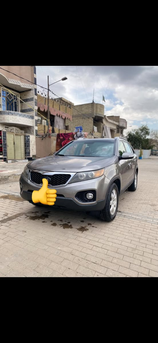 سلام عليكم سورنتو موديل 2012 للبيع وارد امريكي بيه حادث جاملغ وبنيد والباقي كفاله مكينه وكير وتبريد كفاله تحكم ستيرن جهتين بيه صبغ بحافه الجاملغ شي كلش بسيط مكاني بغداد الاستفسار اكثر ***********
