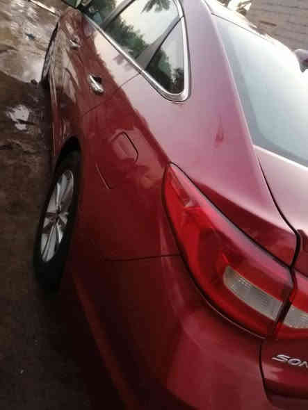 سلام عليكم للبيع سوناته مديل 2016 امريكي 2400 بيع او مروس حسب القناعه فول مواصفات عده الفتحه مكفوله كير محرك حداديه تخم تاير مكان بابل شوملي باقي التفاصيل على رقم /***********/ كل التفاصيل على رقم
