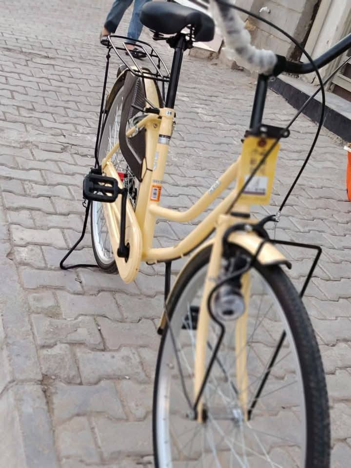 سلام عليكم باسكل البيع حجم 26 مديل 21 باسكل نظافه 95% الباسكل مكان الباسكل كوت حي الجهاد. السعر 125 بي مجال الطبين


**إذا كنت صاحب هذا الإعلان وتريد حذفه لأي سبب، رجاءا أرسل رسالة إلى الدعم الفني**