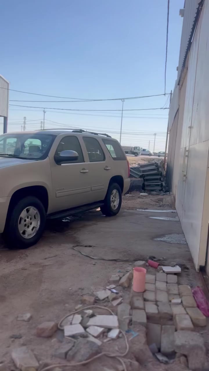 السلام عليكم تاهو لبيع خليجي السياره جديده مكاني بصره مديل 2012تخم تاير ***********
