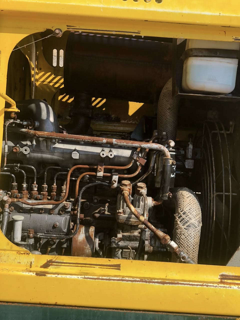 «السلام عليكم » شفل كاوسكي 70 ZA. مديل 2003 ليبر هيدروليك محرك ازوزة 105تبريد ابلادي  رقم واسط انگليزي المكان واسط قضاء النعمانية للاستفسار
 ‭٠٧٨١ ٤٩٢ ٥٩٠٢‬
