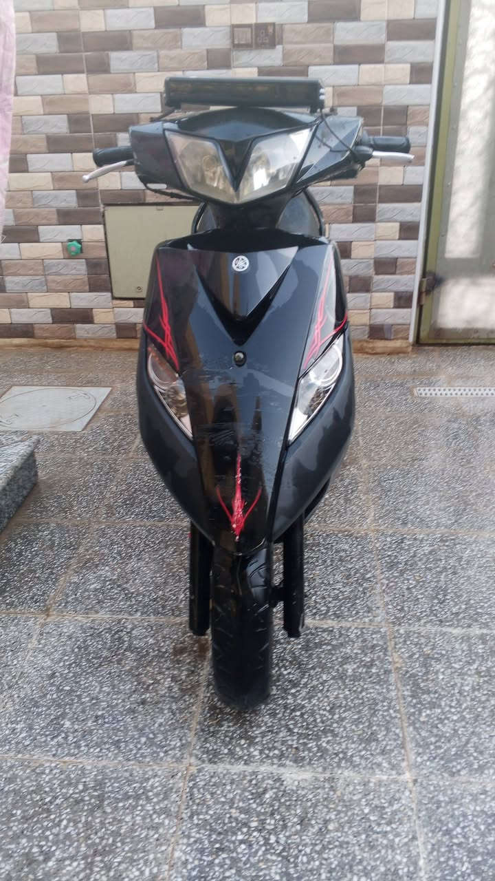 سلام عليكم شباب درجة ثعلب البيع رمبه نازله بشهر ثاني     كفاله عامه ما نقصه شي السعر 800 وبيه مجال بكاني بغداد حي نصر ***********
