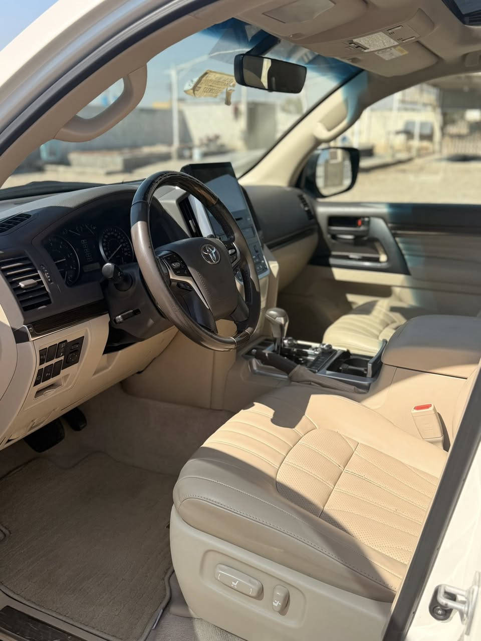 لاندكروز 19 كاز كفاله عامه ماشية 147 الف باسمي للاتصال ***********
