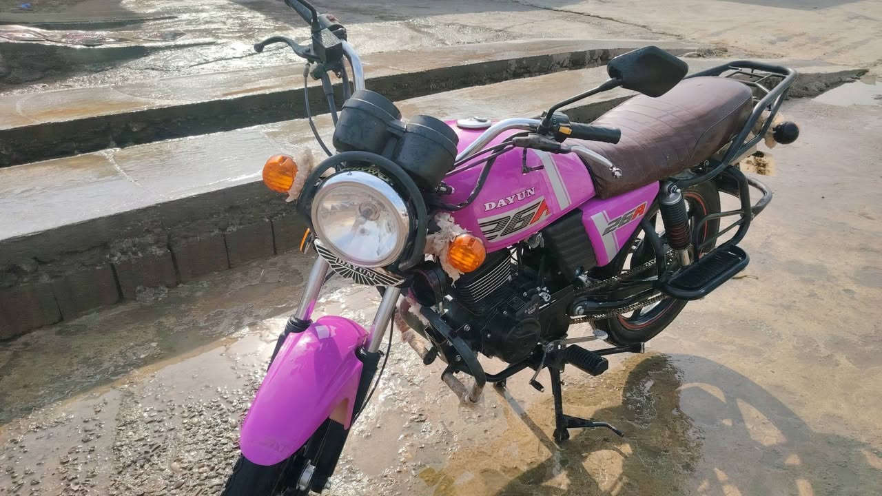 سلام عليكم متاح ديون نفخ موديل 23 وراق سحب  مكان ديالى  سعر مليون  200 وبيه مجال قليل خاص ماكو وهاذه رقمي ***********
