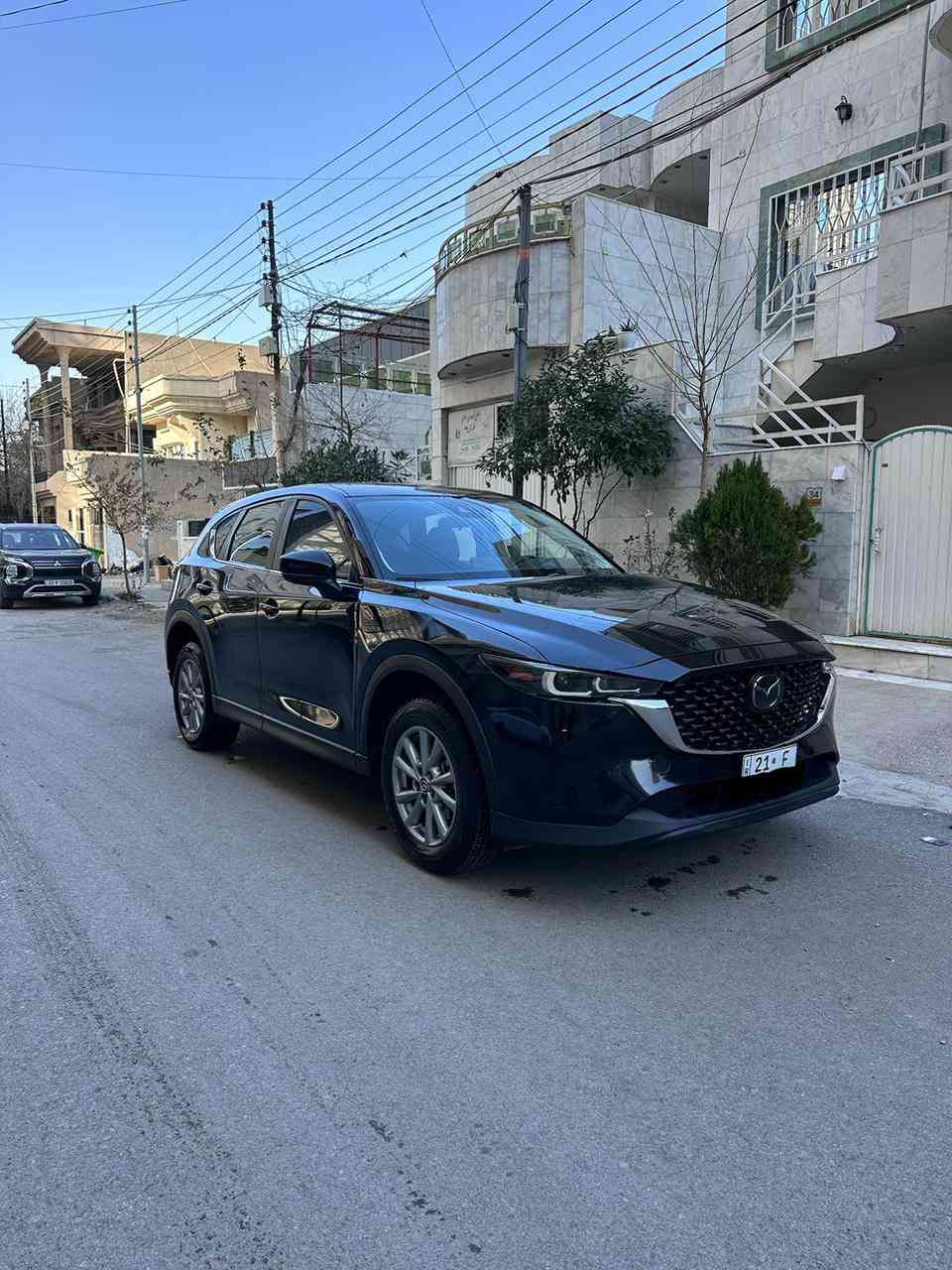 مازدا cx5 مۆدیل 2023 ڕەنگی ڕەش
ڕادار 
کوشن جلد 
خەتی جادە 
دەرگای بەسمە 
دوو سویچی خۆی لەگەڵ 
تبرید مەرکەزی 
زۆر مواسەفاتی تر 
تەنها 10 هەزار مایل ڕۆشتووە 
پێش و پشتی کەپسە 
ئێرباگ پێش نەتەقیوە تەنها هی شانی تەقیوە 
بێ ناوگرنت 
سەیارەکە ڕەقم زۆر پاکە
دوو پەڵە و پارچێکی بۆیاخە 

سـعـر : 178 وەرەقە

گێر و مەکیەنەی بەشەرت 
هیچ کێشەیەکی تێدا نییە 

ژمارەی خاوەنەکەی 
***********
